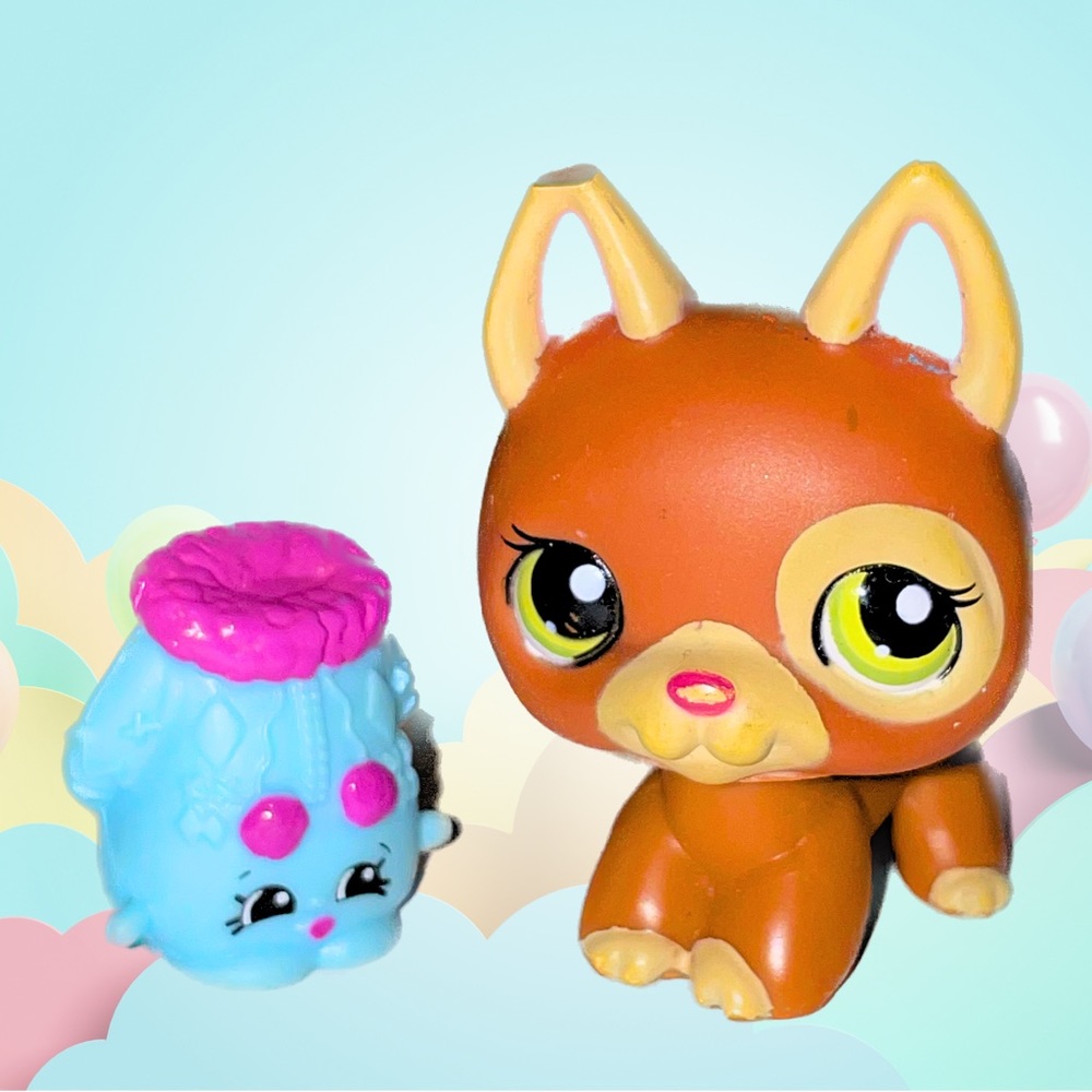 LPS german Shepard and shopkins accessory